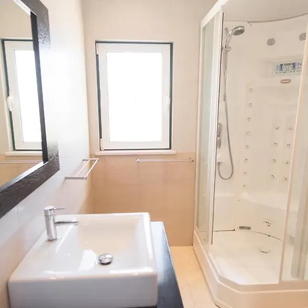 Villa Ria Rose, Alto Da Ria 23 - Jacuzzi And *